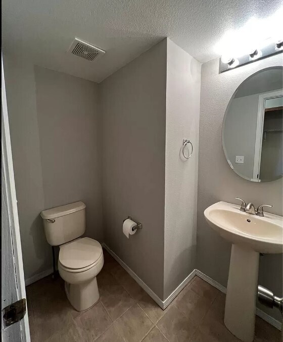 Building Photo - 5027 Copen Dr