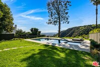 Building Photo - 2431 Carman Crest Dr