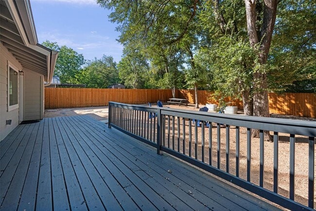 Building Photo - 4807 Aberdeen Dr