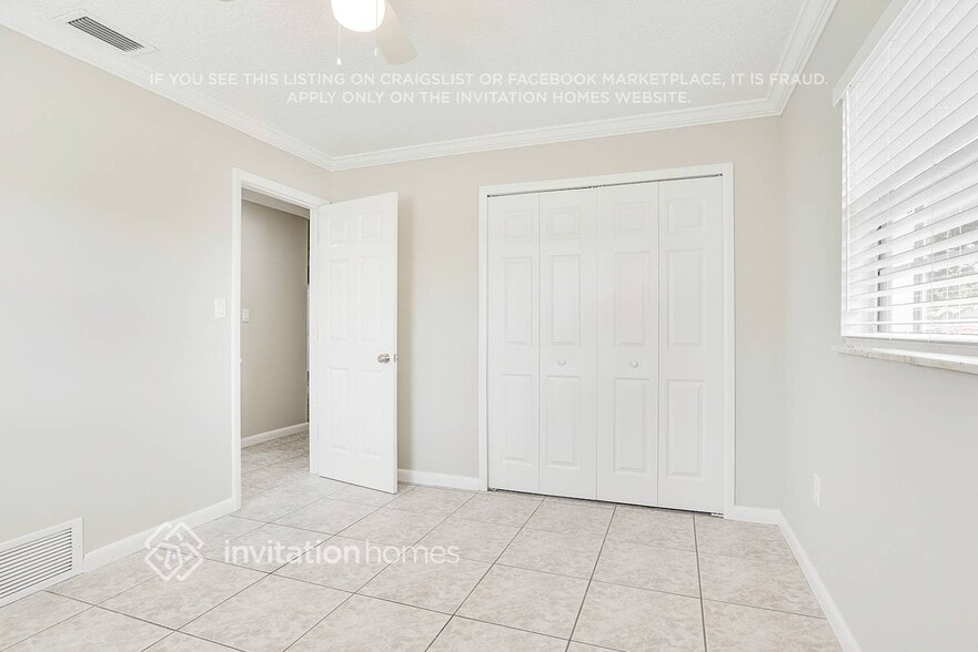 Building Photo - 1842 Teakwood Dr