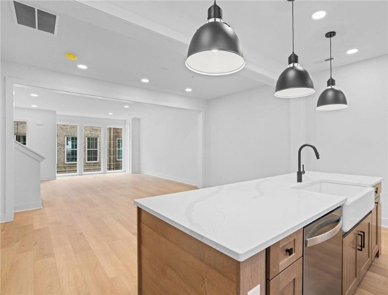 Building Photo - 207 Oliver Wy