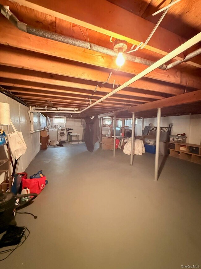 Building Photo - 43 Titmus Dr