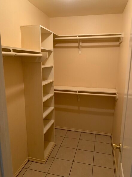 Building Photo - 3706 Joby St