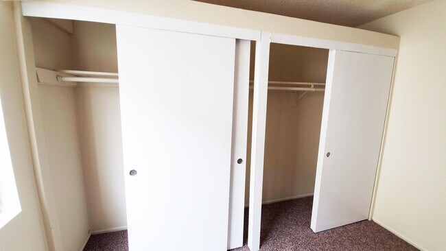 Building Photo - 111 10th St