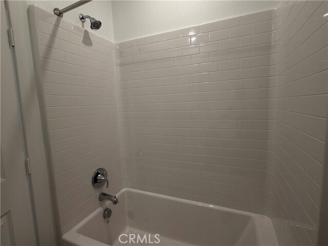 Building Photo - 1485 Snowberry Pl
