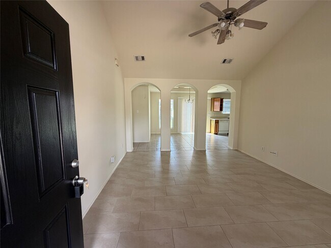 Building Photo - 12608 Rio Lindo St