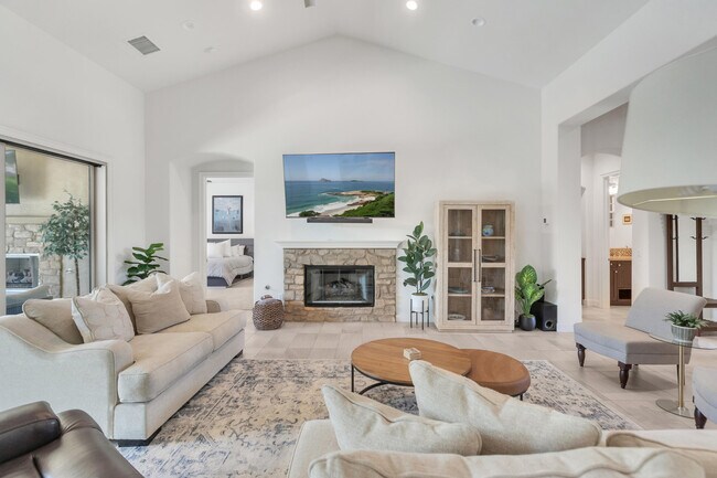 Building Photo - 81805 Four Seasons Pl