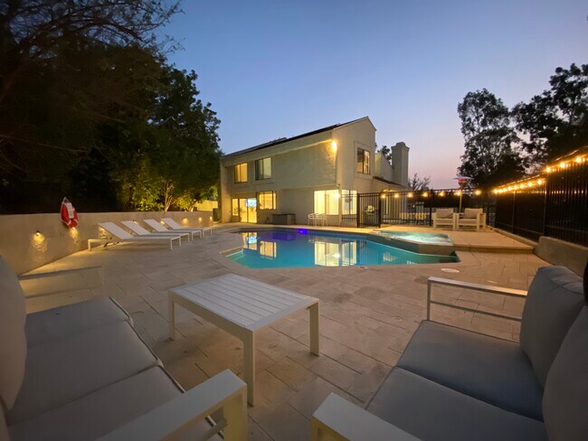 Building Photo - 25882 El Segundo St