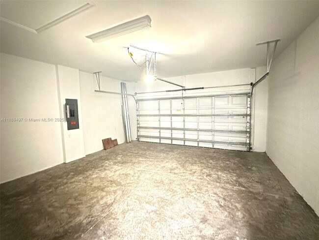 Building Photo - 15004 Palamos Cir