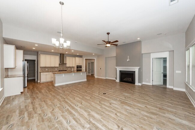 Building Photo - 2 Bedroom, 2 Bathroom Home in Cresswind 55+ - Summerville