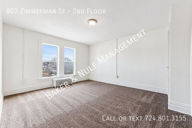 Building Photo - 802 Zimmerman St