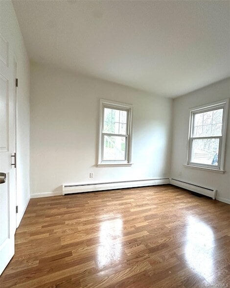 Building Photo - 37 Church St