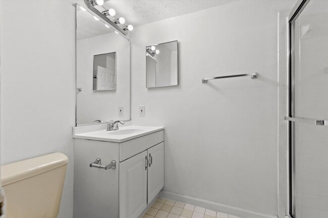 Building Photo - 4BR Columbia Home w/ Finished Basement, Deck & Open Green Space