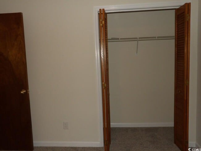 Building Photo - 1095 Plantation Dr