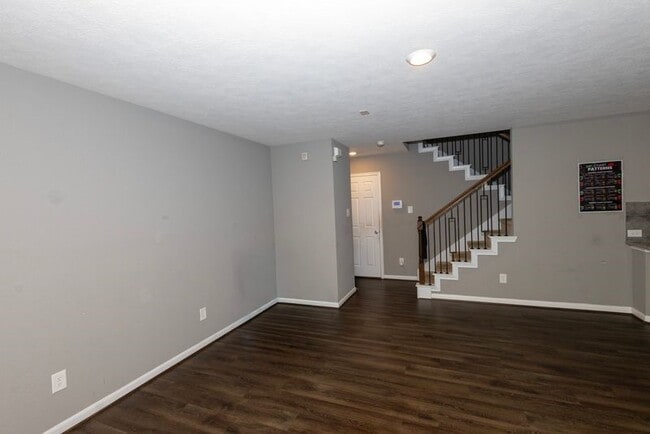 Building Photo - 8932 Hollister Commons Ln