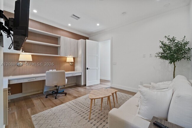 Building Photo - 5851 SW 77th Terrace