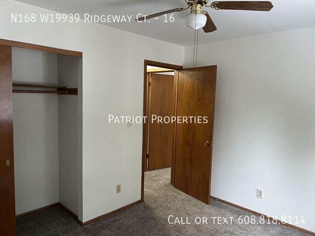 Building Photo - 2 Bedroom/ 1 Bathroom in Jackson, WI