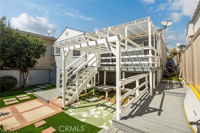 Building Photo - 526 Avenue A Ave