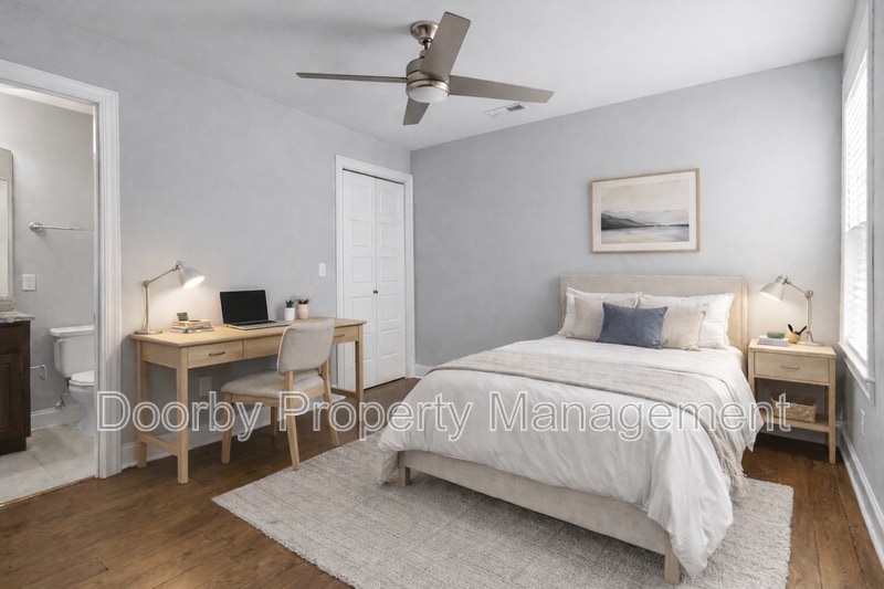 Building Photo - 717 Ladd Ave