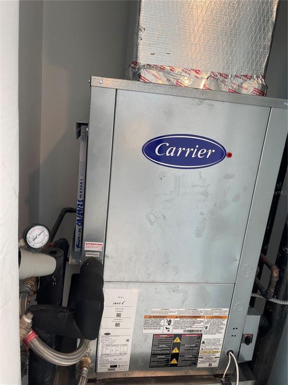 Building Photo - 400 Central Ave