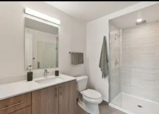 Building Photo - 350 N Canal St