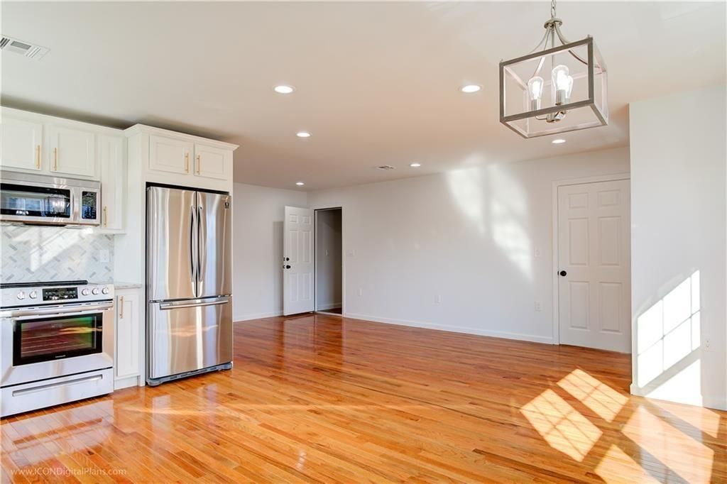 Building Photo - 17 Slocum St