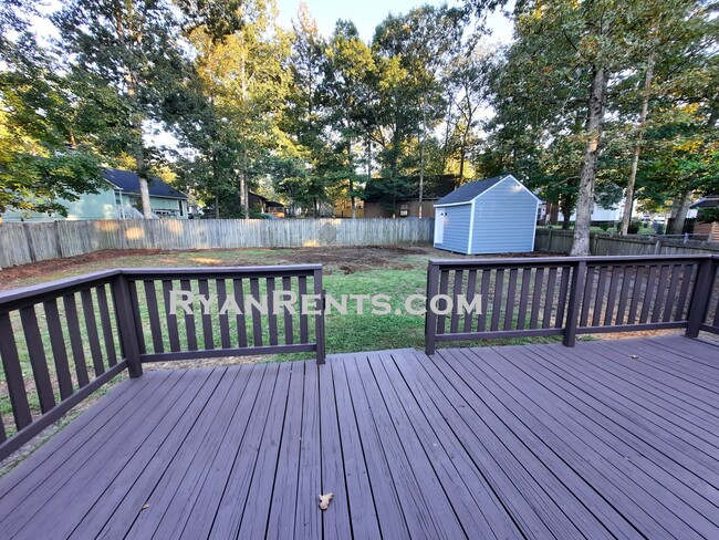 Building Photo - 1717 Old Barn Rd