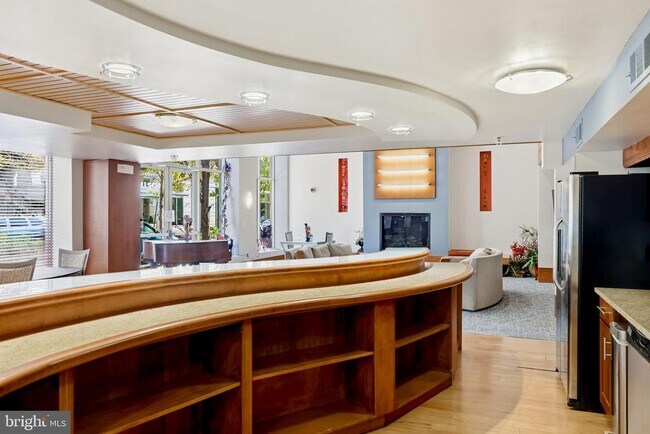 Building Photo - 2200 N Westmoreland St