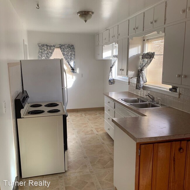 Building Photo - 2 br, 1 bath House - 1608 - 17th Avenue