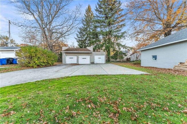 Building Photo - 9711 Clifton Blvd