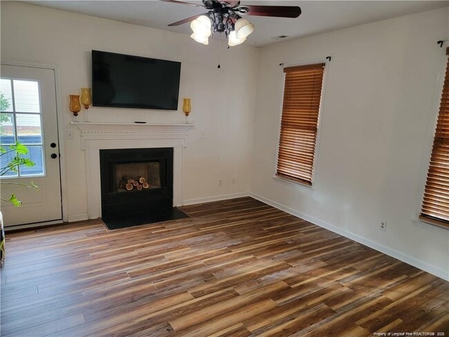 Building Photo - 7029 Kalmia Ln