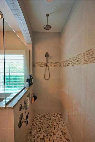 Building Photo - 594 Windy Pne Wy