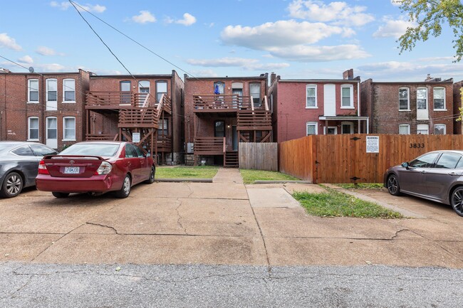 Building Photo - 3831 McRee Ave