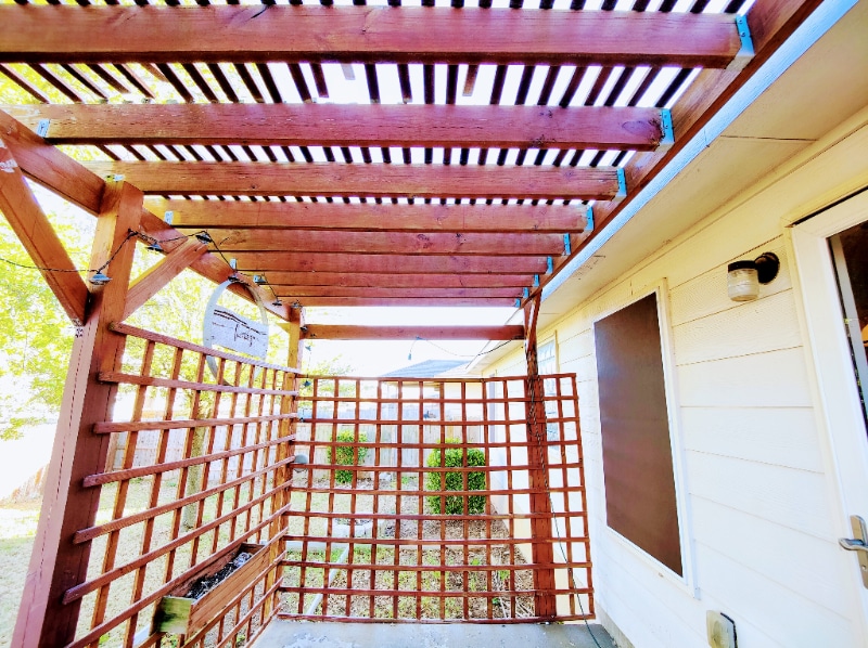 Building Photo - 823 Sugar Brook Dr