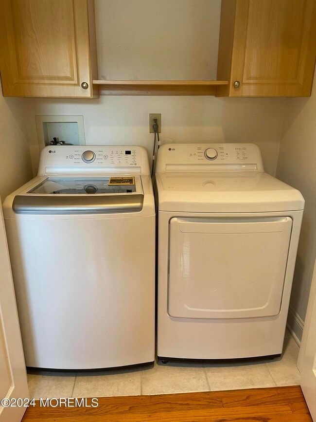 Building Photo - 41 White St