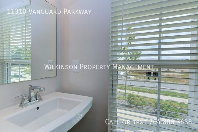 Building Photo - 11310 Vanguard Pkwy