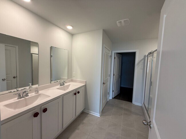 Building Photo - Murrells Inlet - 3 Bedroom / 2.5 Bathroom Home