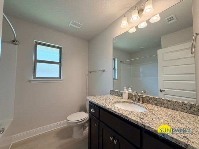Building Photo - Beautiful 4-Bedroom Home in Quiet Crestview Cul-de-Sac!