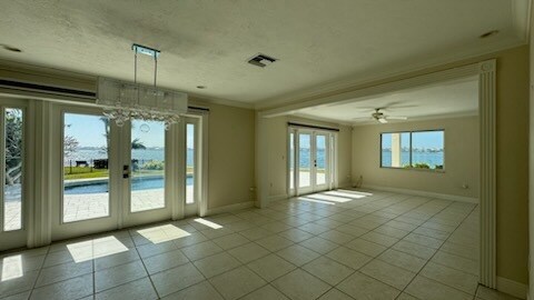 Building Photo - 7692 Cove Terrace