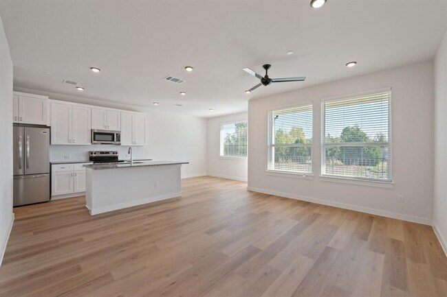 Building Photo - 2600 Gattis School Rd