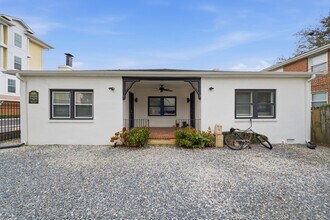 Building Photo - 316 24th St