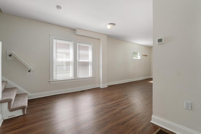 Building Photo - 1707 Kent St