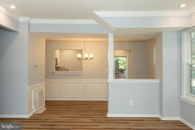 Building Photo - 13640 Deerwater Dr