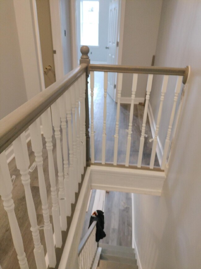 Building Photo - 2027 Wilkens Ave