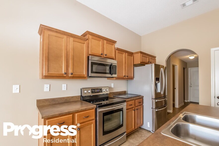 Building Photo - 12379 Bevan Dr