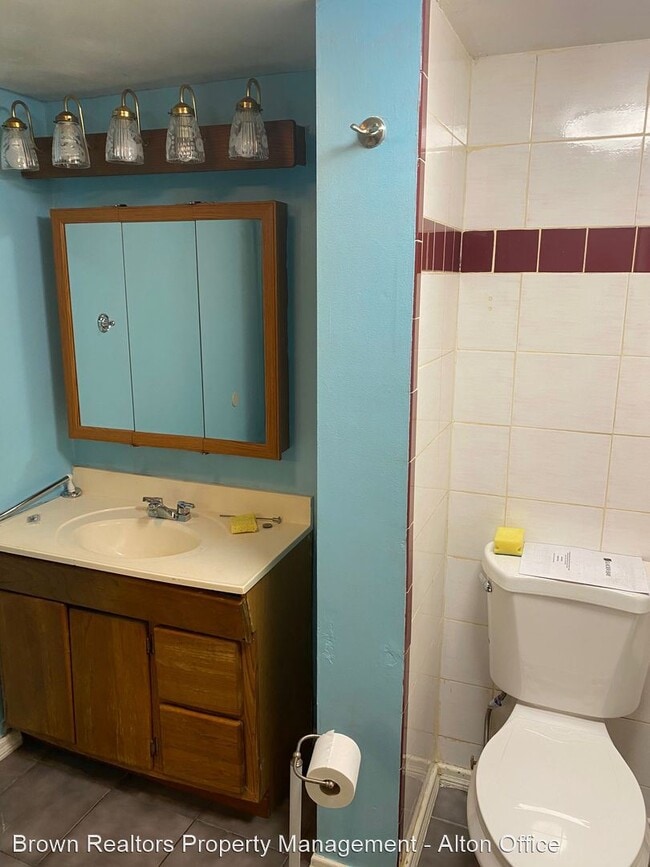 Building Photo - 2 br, 1 bath House - 419 Anna