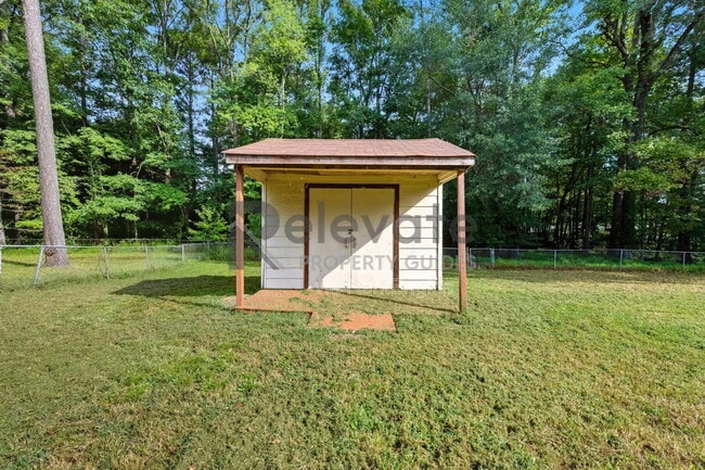 Building Photo - 15709 Gary Ave