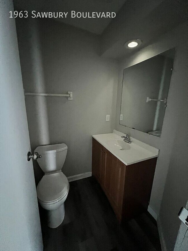 Building Photo - 1963 Sawbury Blvd