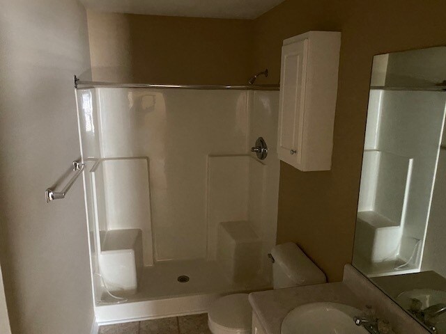 Building Photo - 353 Elders Pond Cir