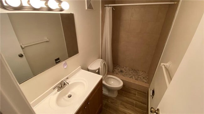 Building Photo - 5269 SW 40th Ave